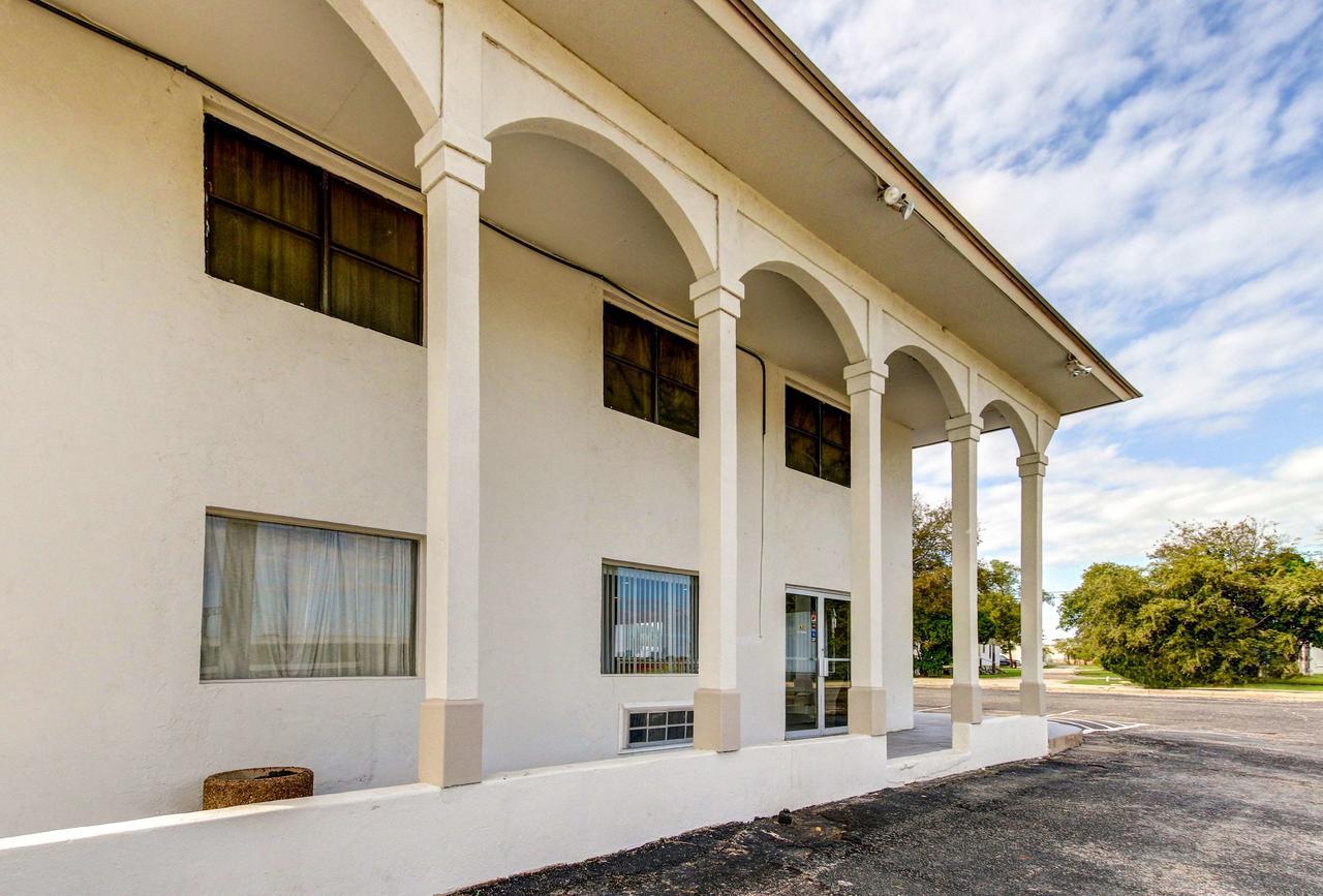 Motel 6 Waco - Lacy Lakeview Bellmead Luaran gambar